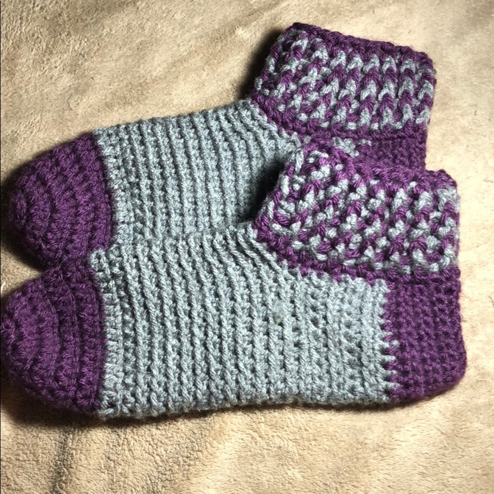 Crochet bootie slippers